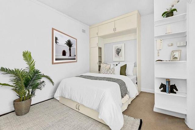 9/2 Crick Avenue, NSW 2011