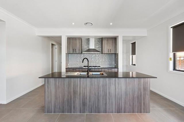 29 Peach Avenue, QLD 4124
