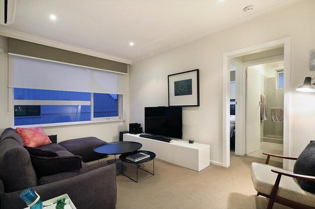 21/19A Ellesmere Road, VIC 3181