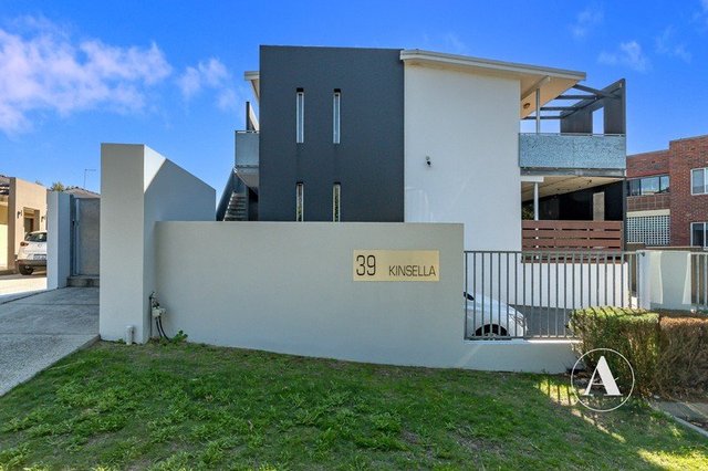 6/39 Kinsella Street, WA 6060