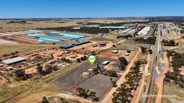 14 Insignia Way, WA 6415