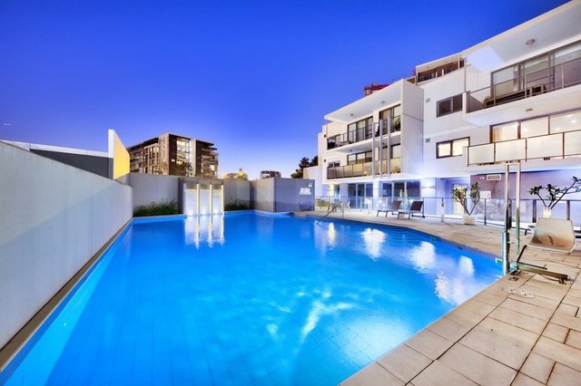 37/1 Rowe Avenue, WA 6103