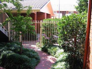 Courtyard & carport
