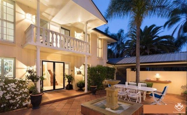 2 Dillingen Street, QLD 4069
