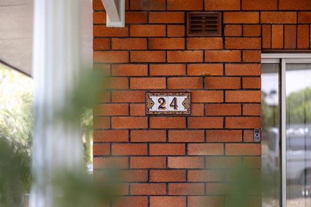 24 Canget  Street, NSW 2429