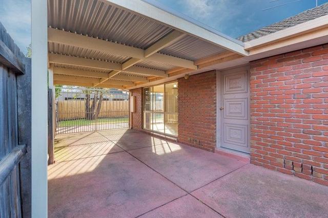 Unit 2/9 Kingston Heath Court, VIC 3064