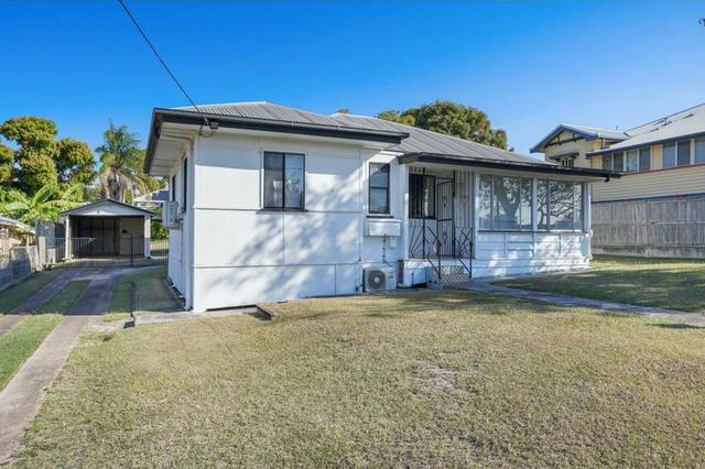 11 White Street, QLD 4680