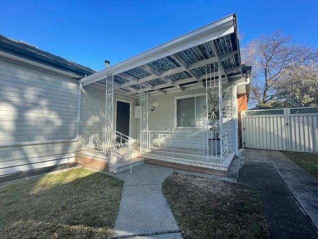 17 Gloucester Street, VIC 3073