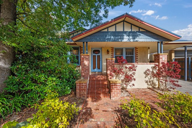 7 Aston Crescent, ACT 2614
