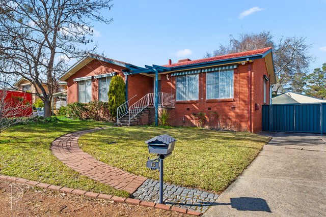 13 Phoenix Place, ACT 2617