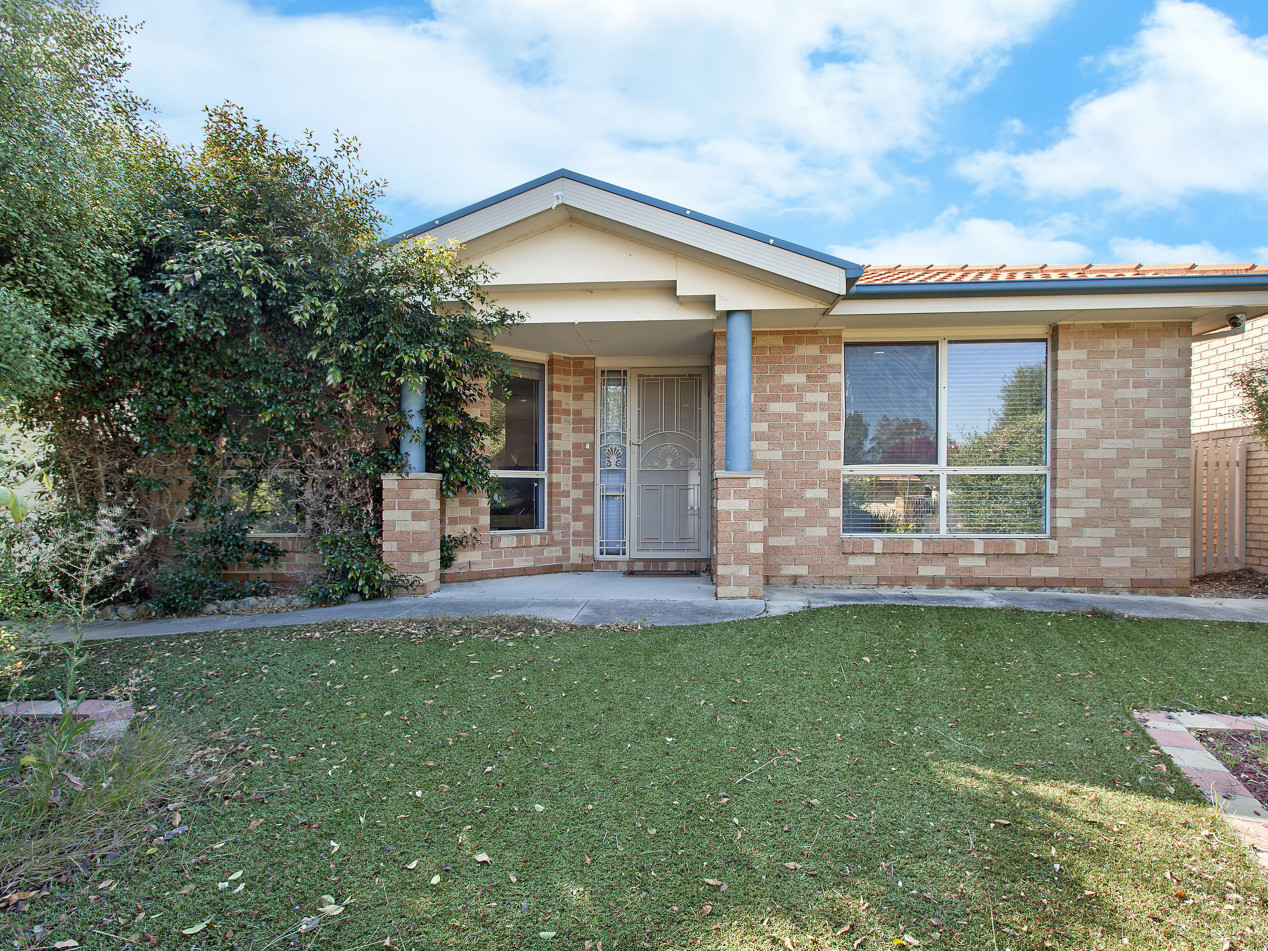 16 Fitton Close, Dunlop ACT 2615 Allhomes