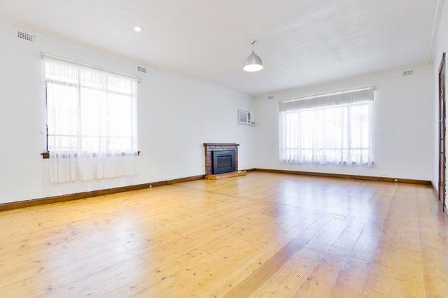 21 Churchill Avenue, VIC 3032
