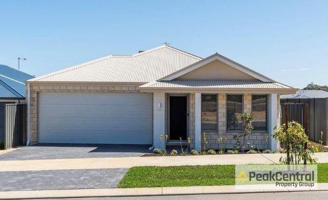 33 Moonee Street, WA 6180