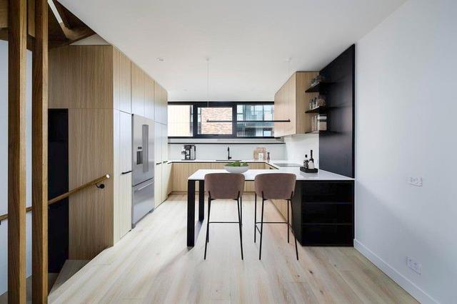 4 Kenwood Walk, VIC 3072