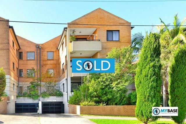 1/54 Melvin St, NSW 2209