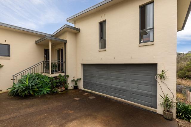 2/32 Berrambool Drive, NSW 2548