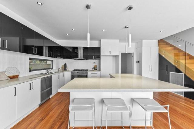 2/2 Grover Street, VIC 3044