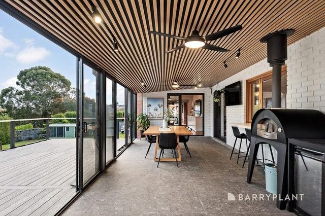 37-39 St Helens  Crescent, VIC 3804