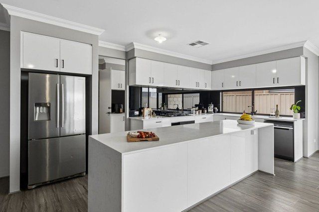 27 Halcyon Crescent, WA 6069