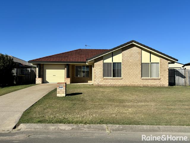 25 Bunya Court Eli Waters, QLD 4655