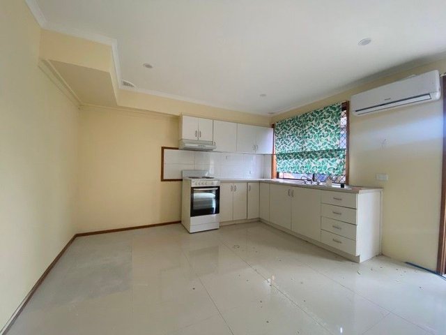 2/149 Harrow  Road, NSW 2167