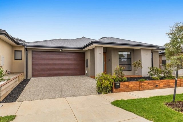 11 Wildlife Circuit, VIC 3336