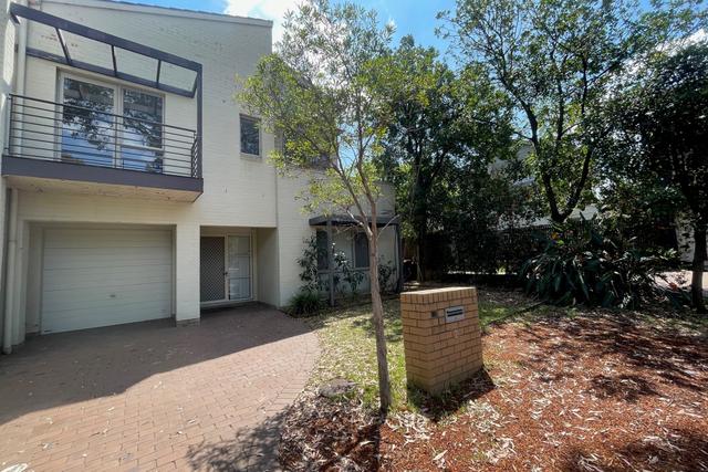 2 Diamond Court, NSW 2127