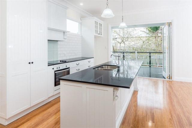 46 Broadway Street, QLD 4102