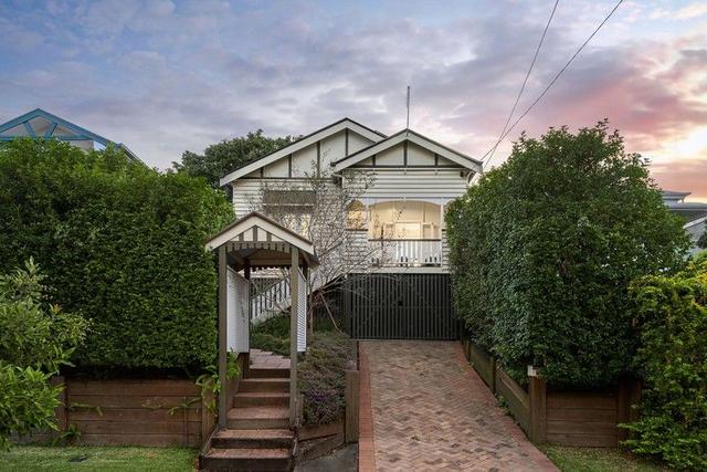6 Barker Street, QLD 4169