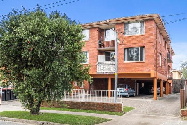 2/8 Collimore Ave, NSW 2170