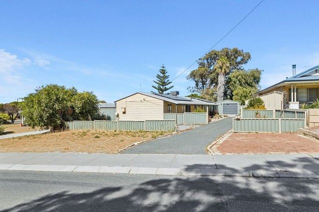 4 Damepattie Drive, WA 6037