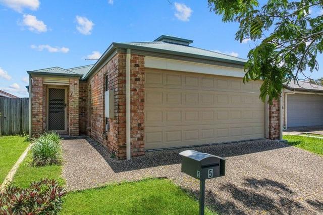 5 Olivine Court, QLD 4022