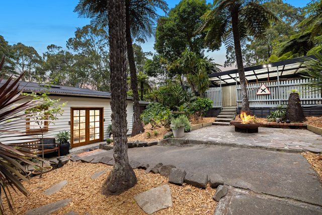 2 Grandview Crescent, VIC 3160