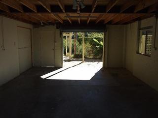 Garage (2010-07-08)