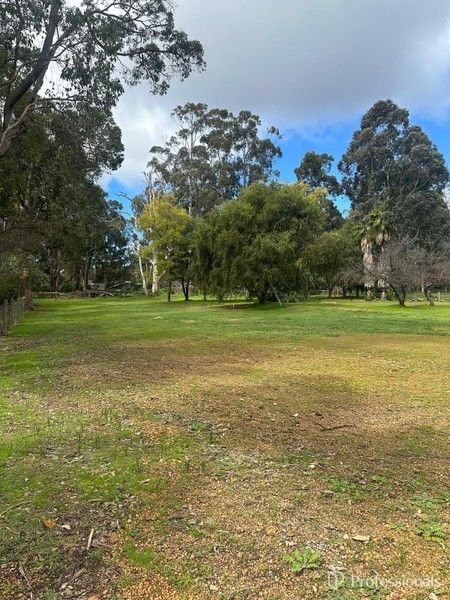 11 Karak Close, WA 6124