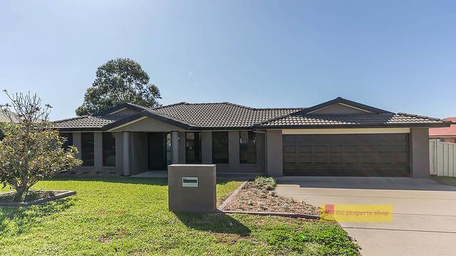 6 Hardy Crescent, NSW 2850