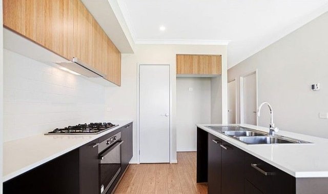 7 Miandad St, VIC 3335