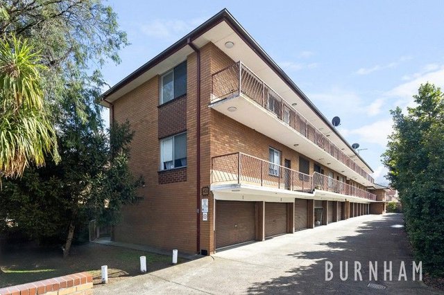 11/10 Carmichael Street, VIC 3012