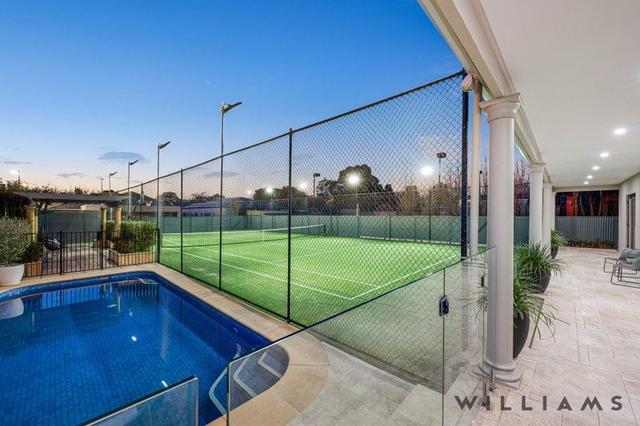 15 Barker Grove, SA 5065