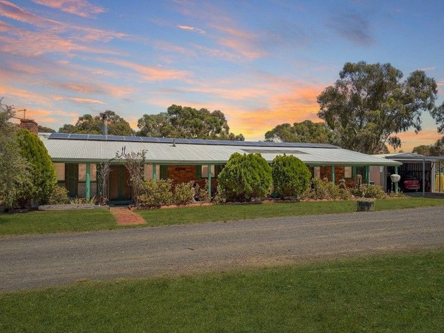 18 Rowes Lane, VIC 3465