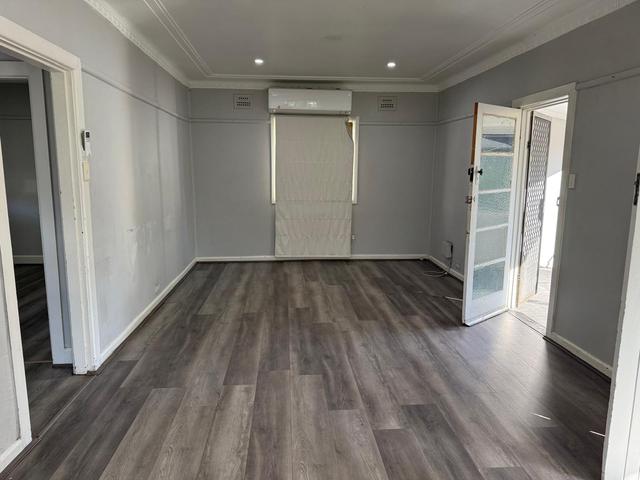 36 Sarsfield Street, NSW 2148