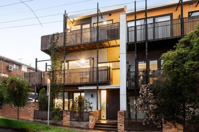 4/2 McCracken Avenue, VIC 3070