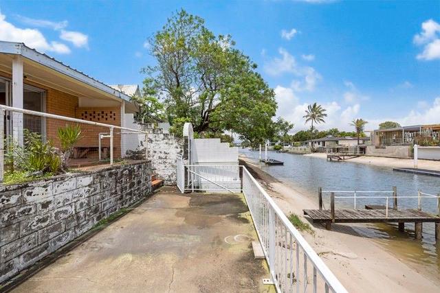 2/19 Pearl Key, QLD 4218