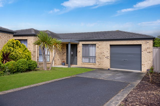 12 Maycarn Court, VIC 3280