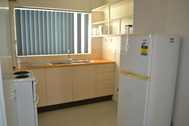 Unit 2/41 Jacobsen Crescent, QLD 4825