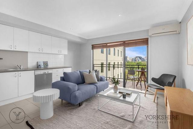 704/67-71 Stead Street, VIC 3205