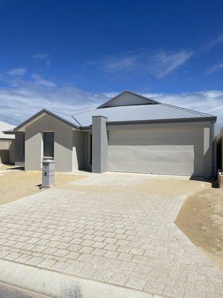 10 Gnaraloo Road, WA 6038