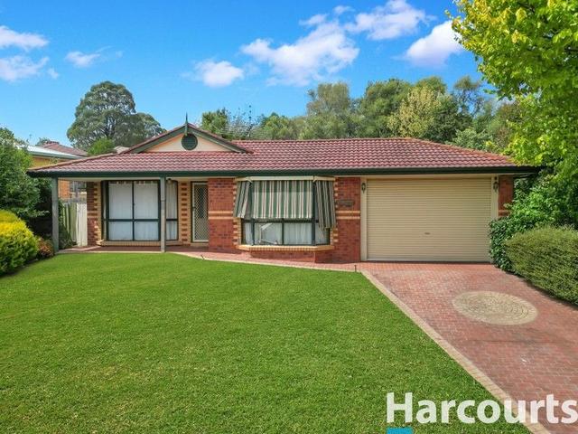 8 Walker Drive, VIC 3818