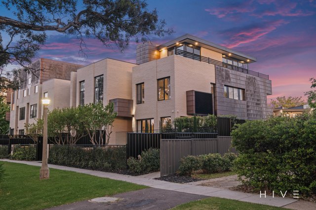 18d David Street, ACT 2612