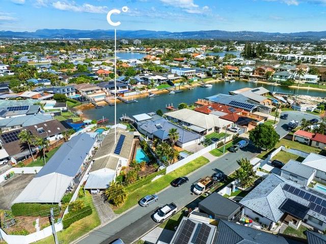 2 Sara Avenue, QLD 4218